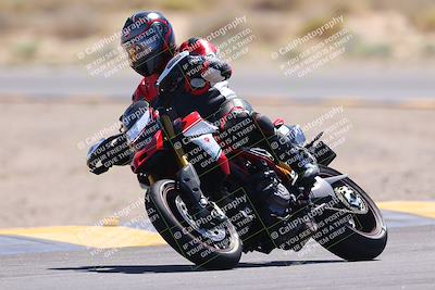 media/Sep-25-2023-Moto Forza (Mon) [[81ffa65e0a]]/B-C Group/Session 3 (Turn 16)/
